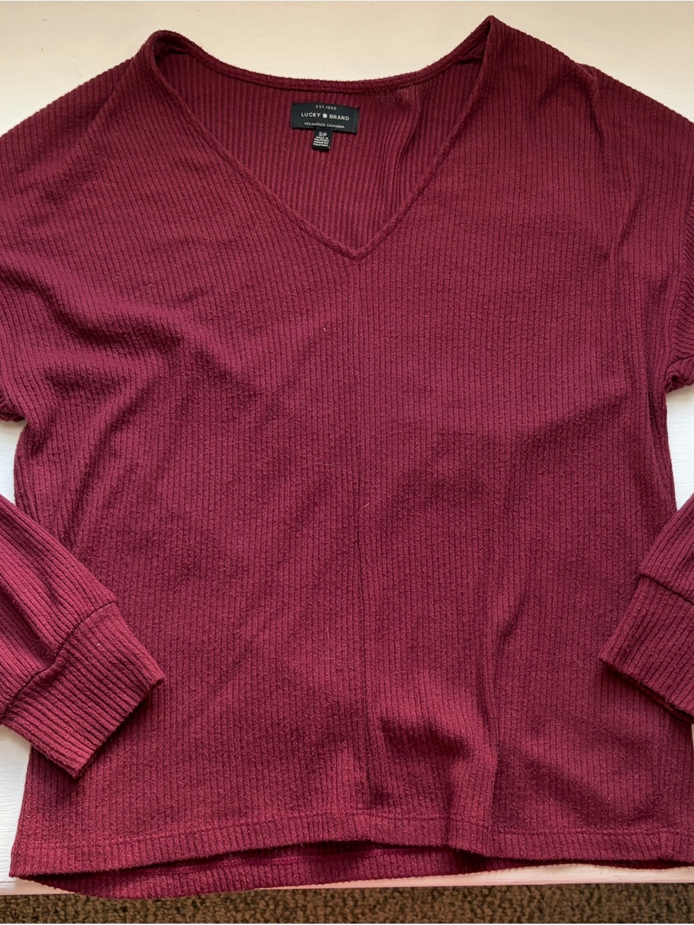 Lucky Brand Ribbed V-Neck Long Sleeve Top - Burgundy